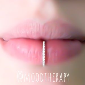 Silver Twisted Fake Lip Ring Hoop Clip On Cuff